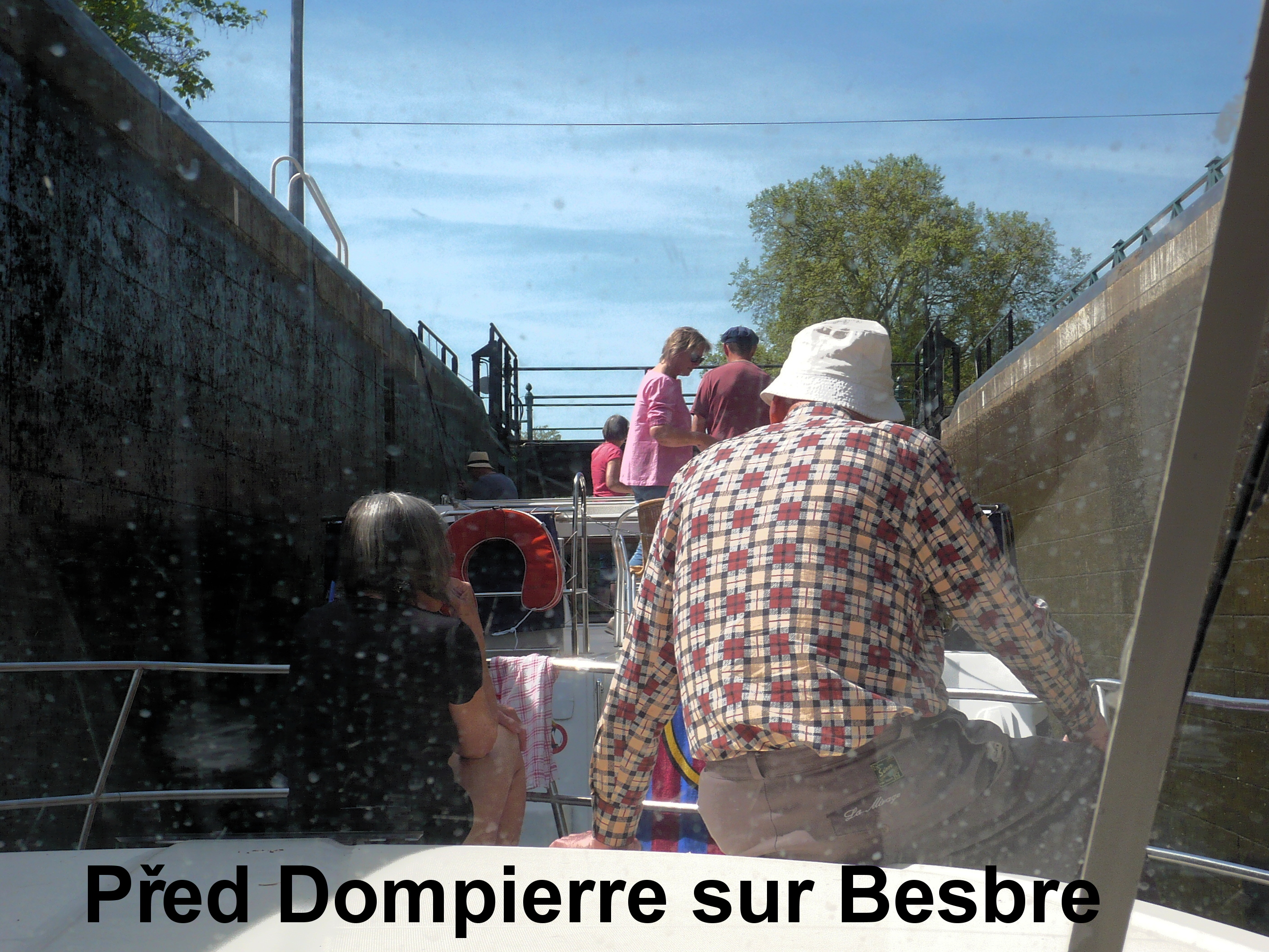 116Zdymadlo před Dompierre sur Besbre